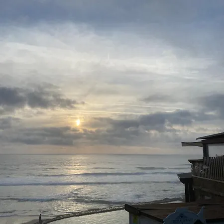 Azenhas Do Mar *