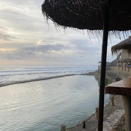 度假居 Azenhas Do Mar *