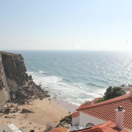 Azenhas Do Mar *
