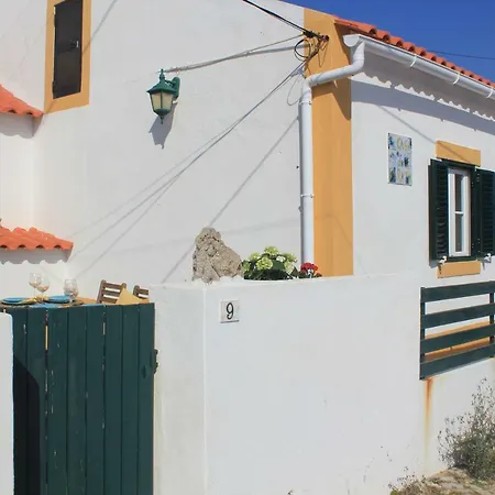 Azenhas Do Mar 度假居 *
