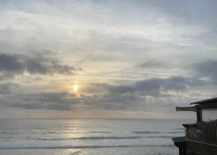 Azenhas Do Mar *