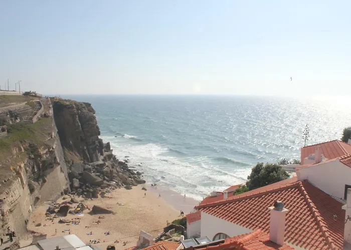 Azenhas Do Mar *